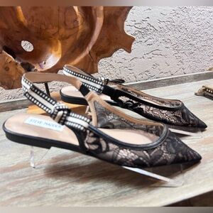 NWOT Steve Madden Olsen Black Lace Slingback Flats